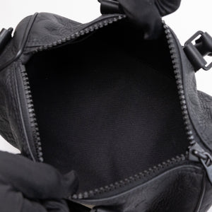 LOUIS VUITTON KEEPALL BANDOULIERE 25 MONOGRAM BLACK TAURILLON LEATHER BLACK HARDWARE