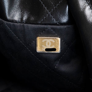 CHANEL MEDIUM 22 BAG SHINY CALFSKIN BLACK GHW (MICROCHIP)