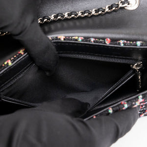 CHANEL TWEED BEAUTY LOCK FLAP BAG MUTICOLOURED BLACK SHW