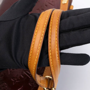 LOUIS VUITTON VERNIS BREA MM BAG MONOGRAM PATENT AMARANTE GHW