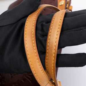 LOUIS VUITTON VERNIS BREA MM BAG MONOGRAM PATENT AMARANTE GHW