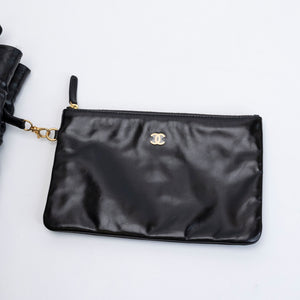 CHANEL MEDIUM 22 BAG SHINY CALFSKIN BLACK GHW (MICROCHIP)