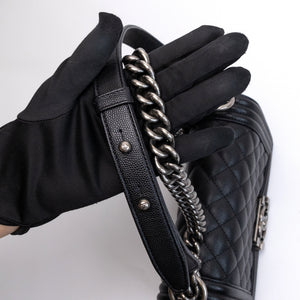 CHANEL SMALL CHEVRON LE BOY CALFSKIN BLACK SHW (MICROCHIP)