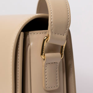 CELINE CLASSIQUE TRIOMPHE BAG SHINY CALFSKIN BEIGE GHW