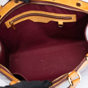 LOUIS VUITTON VERNIS BREA MM BAG MONOGRAM PATENT AMARANTE GHW