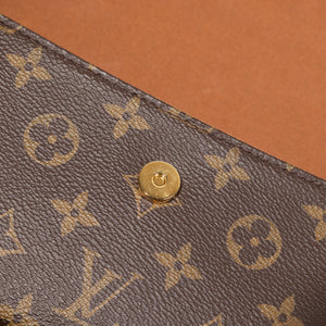 LOUIS VUITTON IVY WALLET OF CHAIN MONOGRAM CANVAS GHW