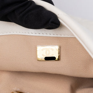 CHANEL SMALL 19 BAG WHITE LAMBSKIN MULTICOLOUR HARDWARE