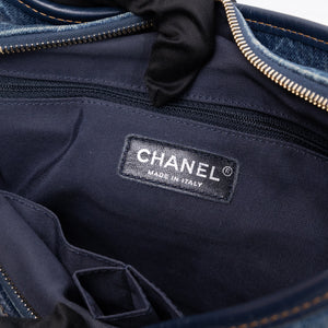 CHANEL GABRIELLE HOBO BAG DENIM / LEATHER MULTICOLOURED HARDWARE
