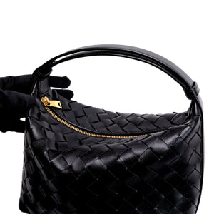 BOTTEGA VENERA MINI WALLACE SHOULDER BAG CALFSKIN BLACK GHW