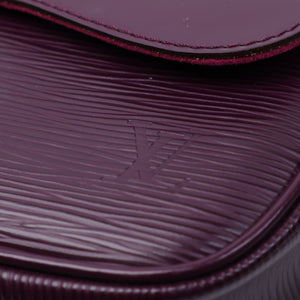 LOUIS VUITTON CASSIS EPI LEATHER MONTAIGNE CLUTCH BAG