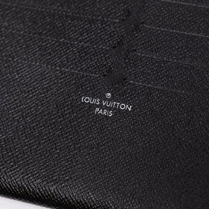LOUIS VUITTON FELICIE POCHETTE BLACK EPI LEATHER SHW