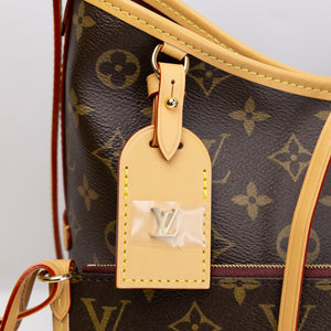 LOUIS VUITTON CARRYALL PM MONOGRAM CANVAS GHW (MICROCHIP)
