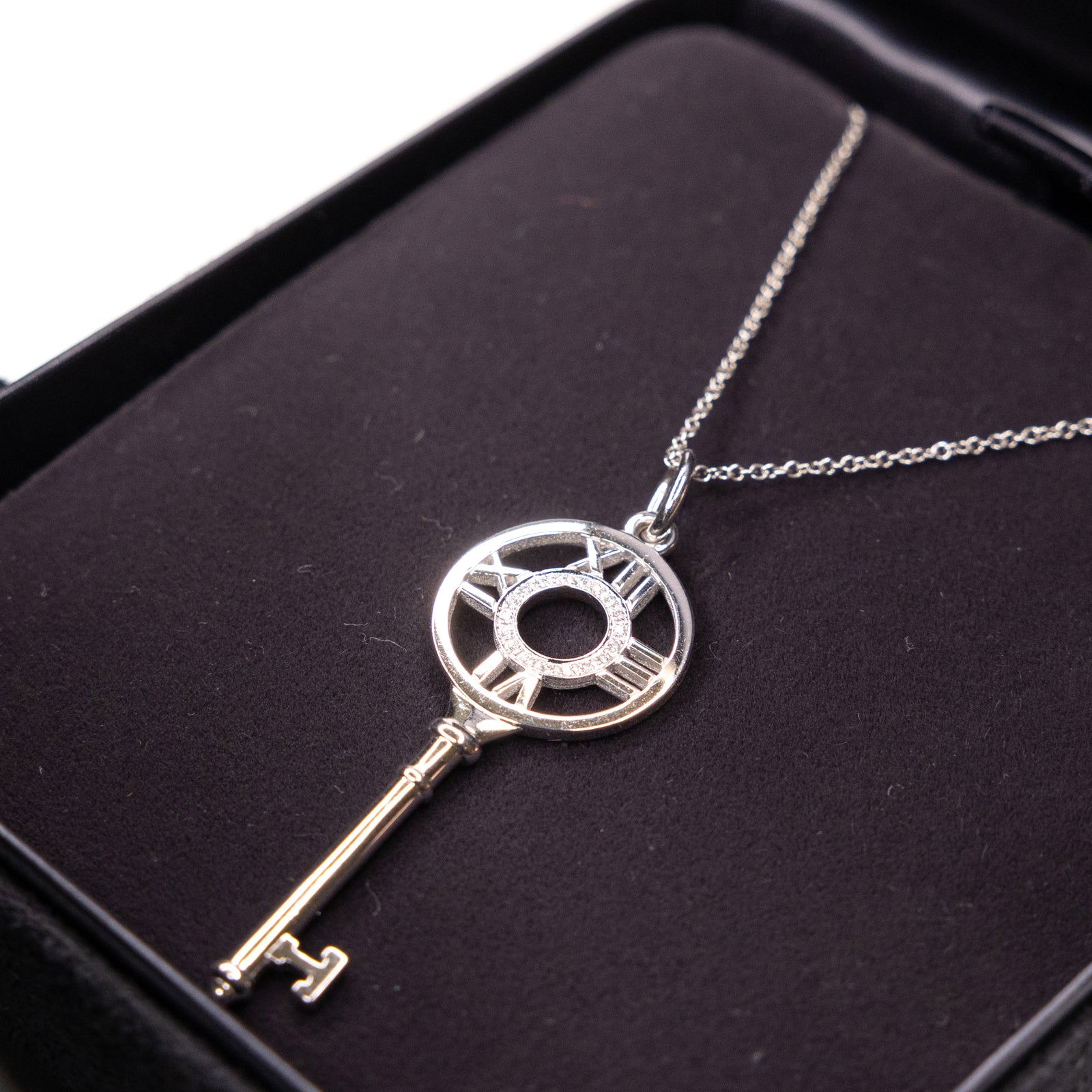 TIFFANY & CO. ATLAS KEY 18K WHITE GOLD DIAMOND PENDANT NECKLACE