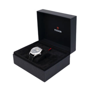 TUDOR BLACK BAY PRO M79470 39MM