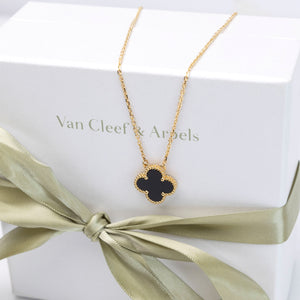 VAN CLEEF & ARPELS VINTAGE ALHAMBRA PENDANT BLACK ONYX / 18K YELLOW GOLD