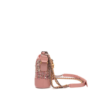 CHANEL SMALL GABRIELLE HOBO BAG TWEED/CALFSKIN MULTICOLOUR / MULTICOLOUR HARDWARE