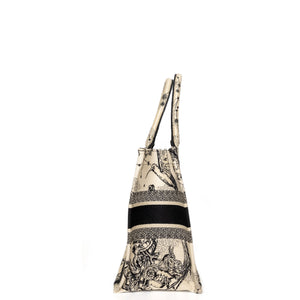DIOR MEDIUM BOOK TOTE TOILE DE JOUY ZODIAC EMBROIDERY