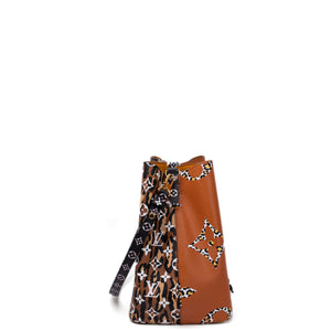 LOUIS VUITTON GIANT JUNGLE NEONOE MULTICOLOUR SHOULDER BAG GHW