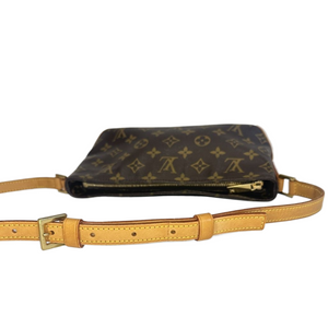 LOUIS VUITTON TROTTEUR LEATHER SHOULDER BAG M51240