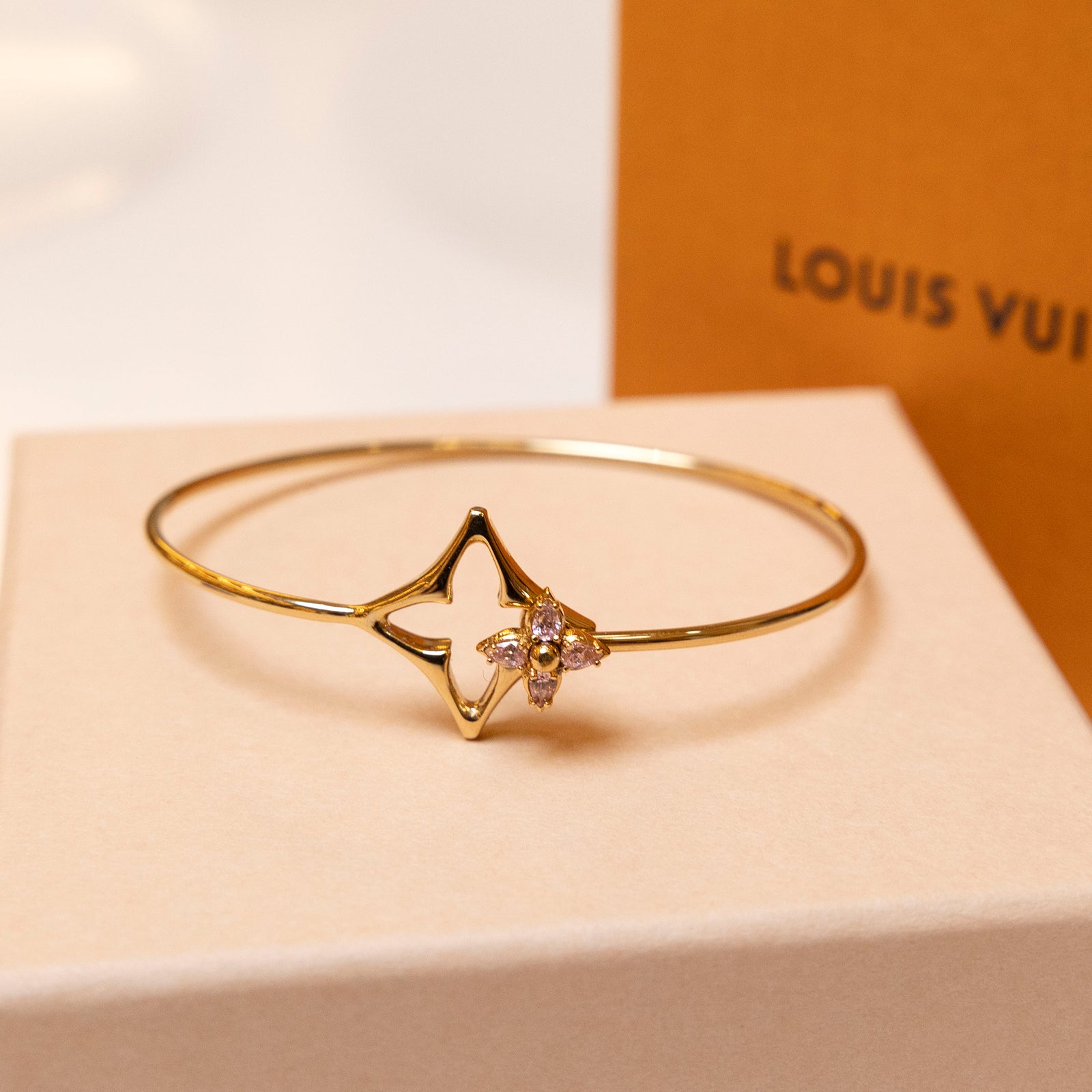 LOUIS VUITTON FLOWERGRAM STRASS BRACELET GOLD TONE HARDWARE