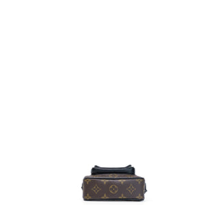 LOUIS VUITTON CHRISTOPHER WEARABLE WALLET MONOGRAM BLACK HARDWARE (MICROCHIP)