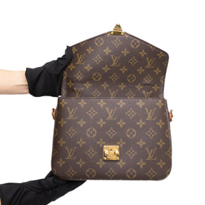 LOUIS VUITTON POCHETTE METIS MONOGRAM CANVAS GHW (MICROCHIP)