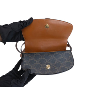 CELINE CLUTCH ON STRAP TABOU TRIOMPHE CANVAS / CALFSKIN TAN GHW