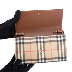 BURBERRY HANNAH WALLET ON CHAIN CALFSKIN / CANVAS GHW