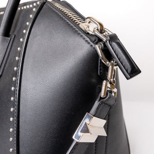 GIVENCHY ANTIGONA MEDIUM BAG BLACK SHW
