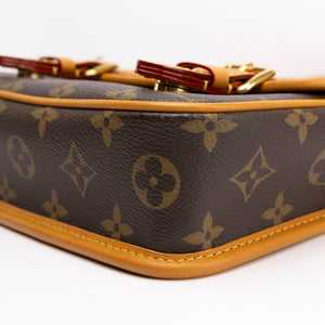 LOUIS VUITTON SATCHEL WEARABLE WALLET MONOGRAM GHW (MICROCHIP)