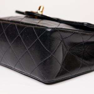 CHANEL VINTAGE CLASSIC SQUARE FLAP LAMBSKIN GHW