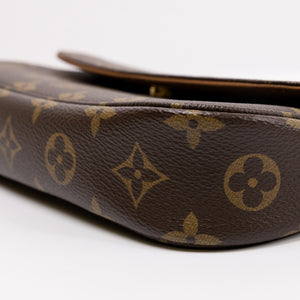 LOUIS VUITTON IVY WALLET ON CHAIN MONOGRAM CANVAS GHW