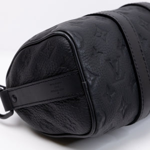 LOUIS VUITTON KEEPALL BANDOULIERE 25 MONOGRAM BLACK TAURILLON LEATHER BLACK HARDWARE
