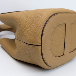 HERMES IN-THE-LOOP 18 BAG BISCUIT CLEMENCE GHW STAMP B