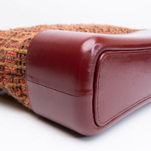 CHANEL LARGE GABRIELLE HOBO BAG TWEED / CALFSKIN RED / MULTICOLOUR HARDWARE