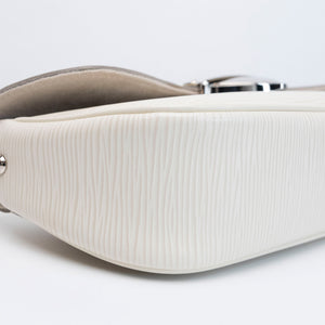 LOUIS VUITTON MONTAIGNE POCHETTE EPI LEATHER IVORY SHW