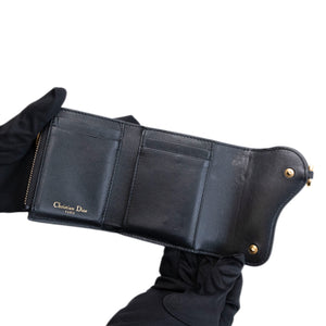CHRISTIAN DIOR SADDLE LOTUS WALLET STONE BLACK GOATSKIN GHW