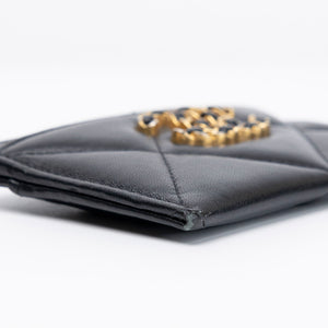 CHANEL 19 CARD HOLDER BLACK QUILTED LAMBSKIN GHW