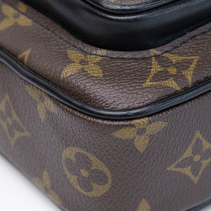 LOUIS VUITTON CHRISTOPHER WEARABLE WALLET MONOGRAM BLACK HARDWARE (MICROCHIP)