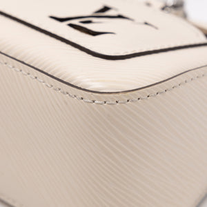 LOUIS VUITTON MARELLINI QUARTZ WHITE EPI LEATHER SHW