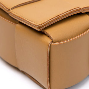 BOTTEGA VENETA TAN INTRECCIATO LEATHER CASSETTE CROSSBODY BAG GHW