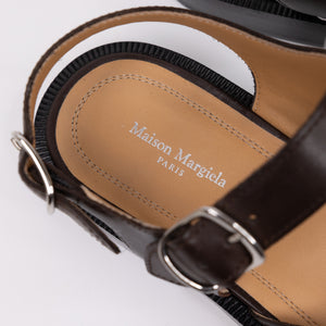 MAISON MARGIELA TABI LEATHER SANDALS BROWN SIZE 37
