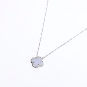 VAN CLEEF & ARPELS VINTAGE ALHAMBRA PENDANT 18K WHITE GOLD, CHALCEDONY